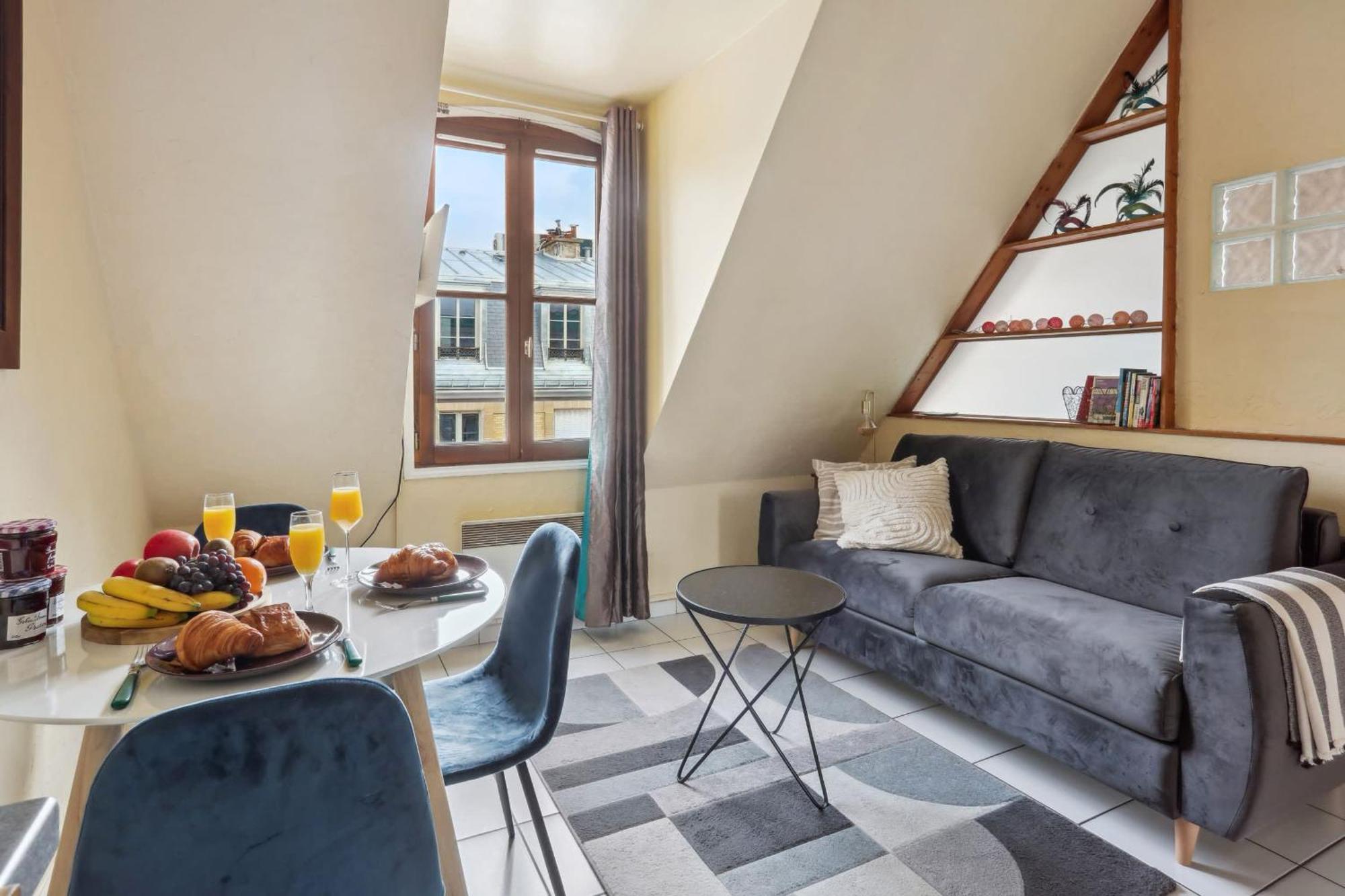 Eiffel Tower & Faubourg - 1Br - Cityapartmentstay Париж Екстер'єр фото